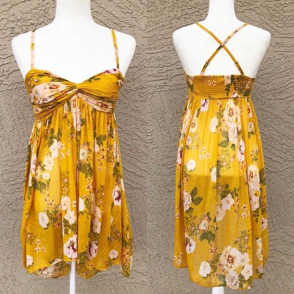 Free People Tops - FREE PEOPLE✨NWOT✨Mirage Floral Babydoll Tunic Top